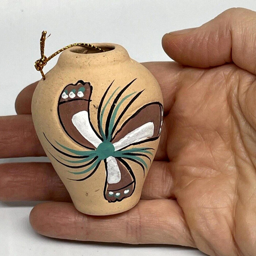 South American Hand Painted Terracotta Pottery Vase‎ Christmas Ornament 2.5" - Picture 7 of 8